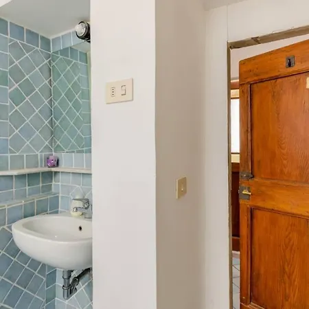 Presto Apartment Santo Spirito Oltrarno Florence Apartment